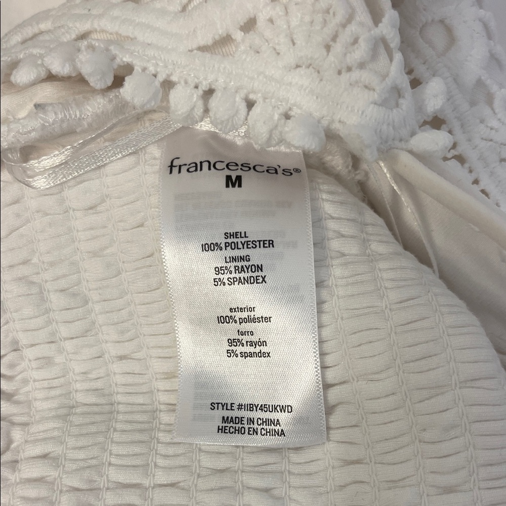 Francesca's mi ami White Lace Crop Top Size Medium - Picture 7 of 9